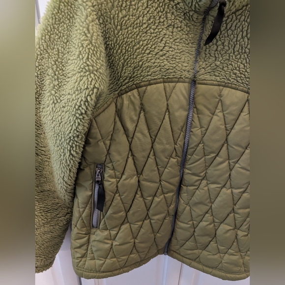 Patagonia Vintage Women’s S Bernese Mountain Fleece Quilted Jacket Style 27440 - Picture 3 of 6